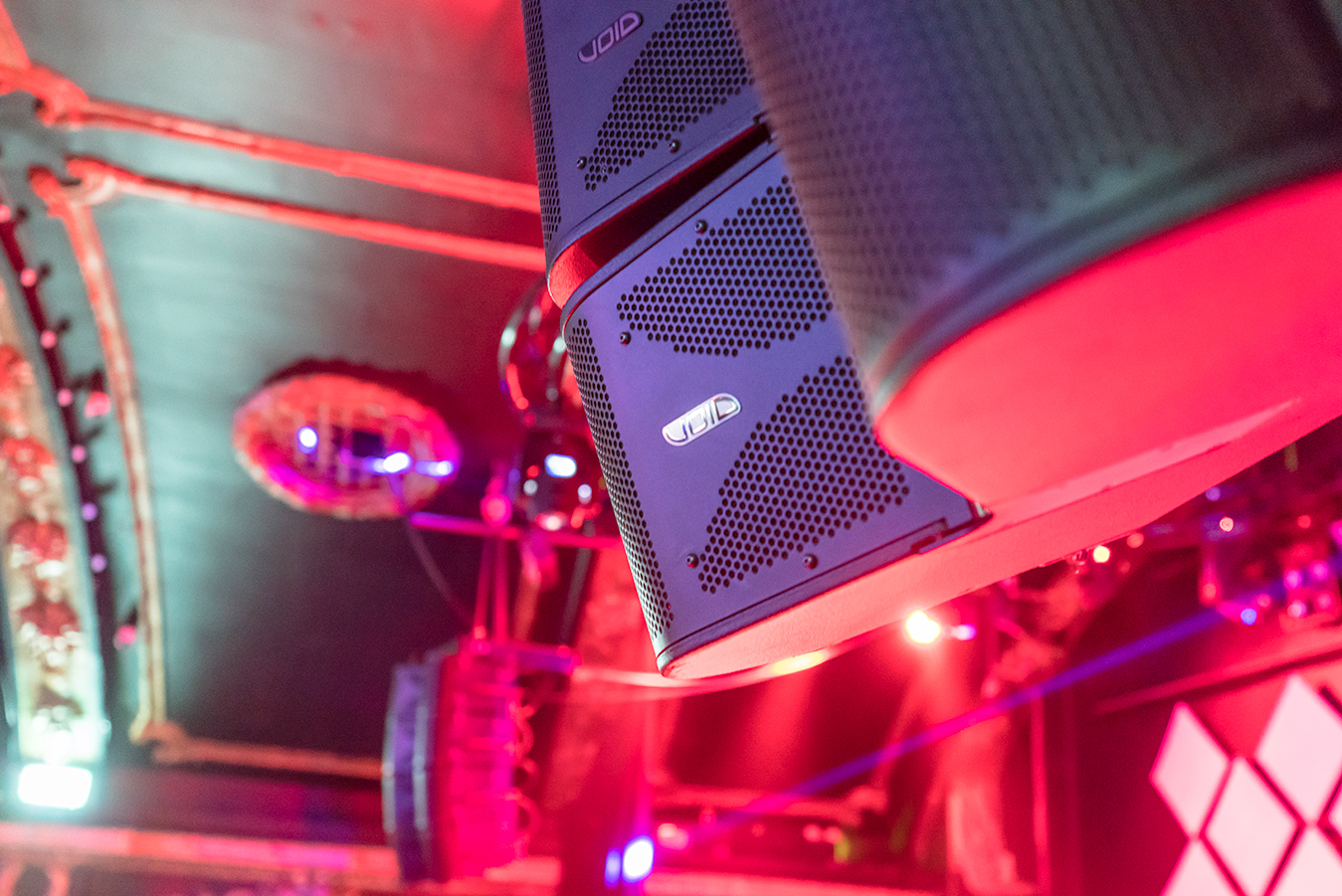 Arcline 8, front of house stack